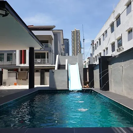 Leparis Swimming Pool Ktv Bbq Jonker 88 Homestay Malacca Exterior photo