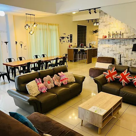 Leparis Swimming Pool Ktv Bbq Jonker 88 Homestay Malacca Exterior photo